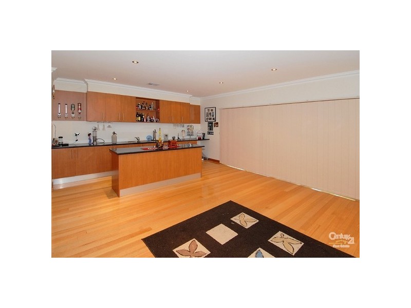 7 Parkside Crescent, Seaholme VIC 3018