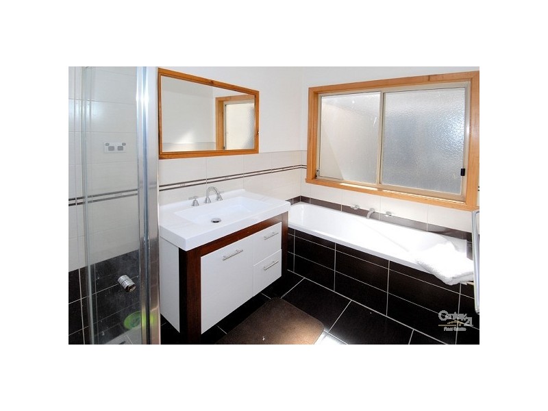 7 Parkside Crescent, Seaholme VIC 3018