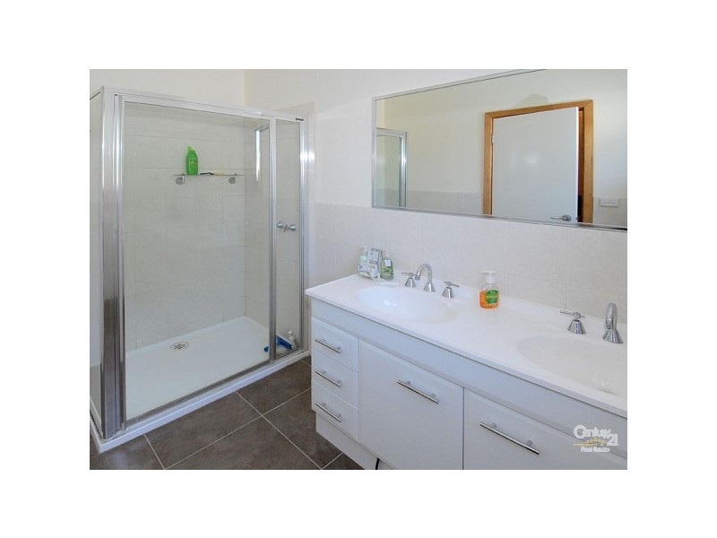 7 Parkside Crescent, Seaholme VIC 3018