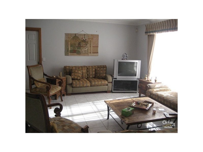 72 Balaclava Avenue, Altona Meadows VIC 3028