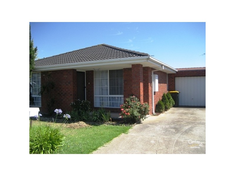 2/12 Tatman Drive, Altona Meadows VIC 3028