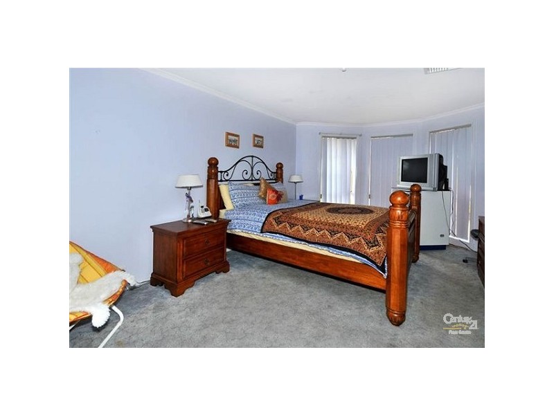 18 Lush Court, Altona Meadows VIC 3028