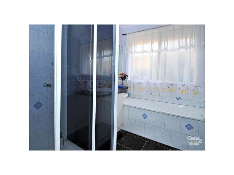 18 Lush Court, Altona Meadows VIC 3028