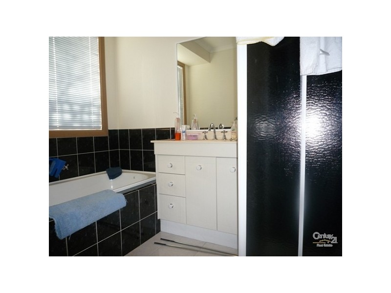 11 Oconnor Court, Altona Meadows VIC 3028