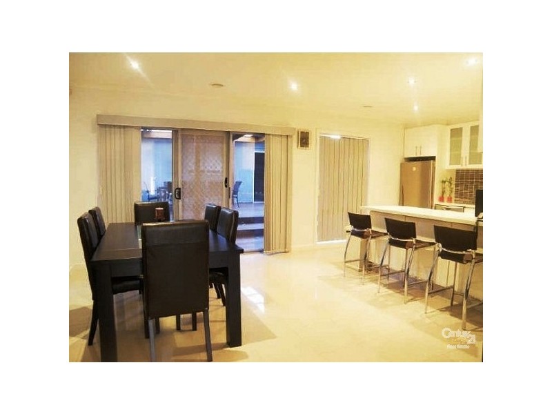 11 Parkes Way, Burnside Heights VIC 3023