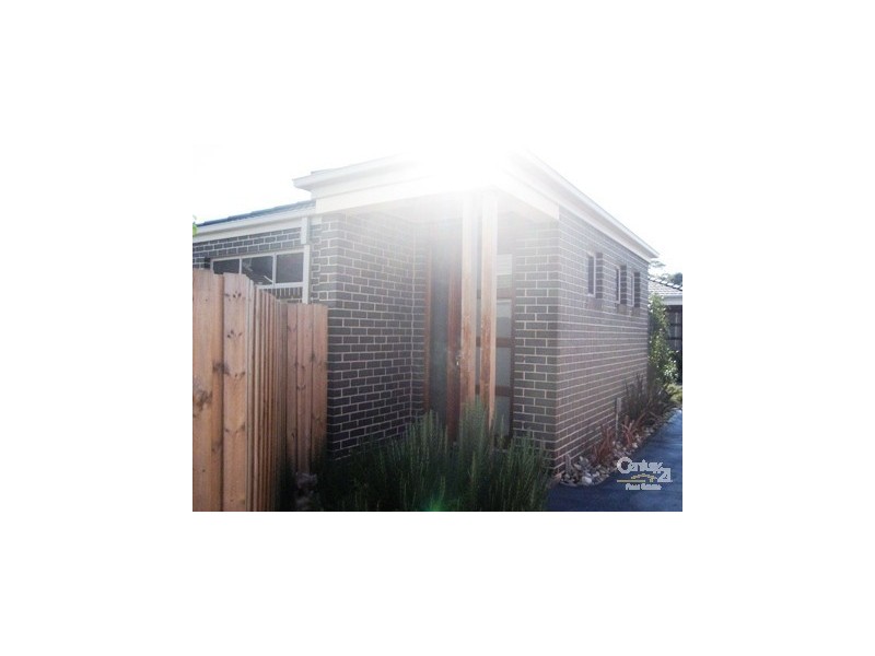 2/28 Thorpe Street, Newport VIC 3015
