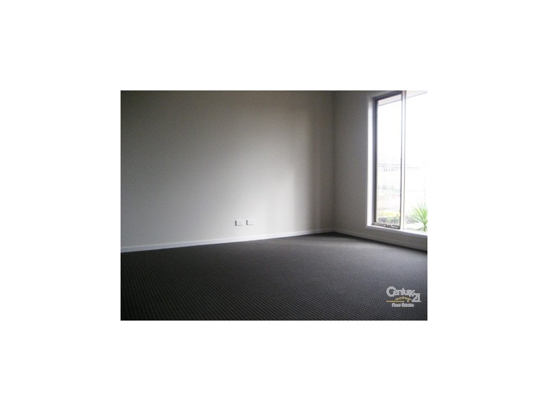 65 Fairbridge Road, Point Cook VIC 3030