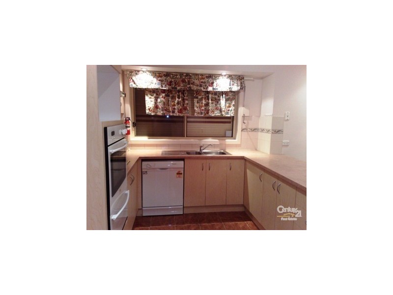 8 Anglers Court, Seabrook VIC 3028