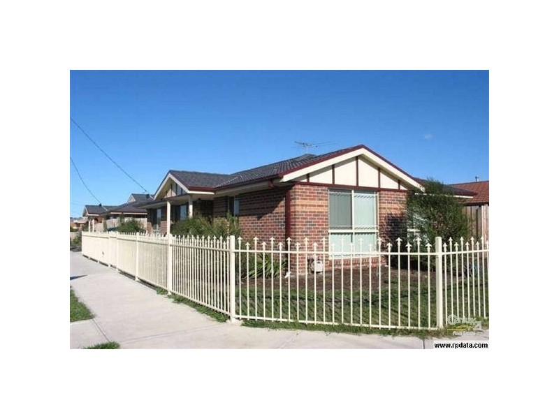 26 Balaclava Ave, Altona Meadows VIC 3028