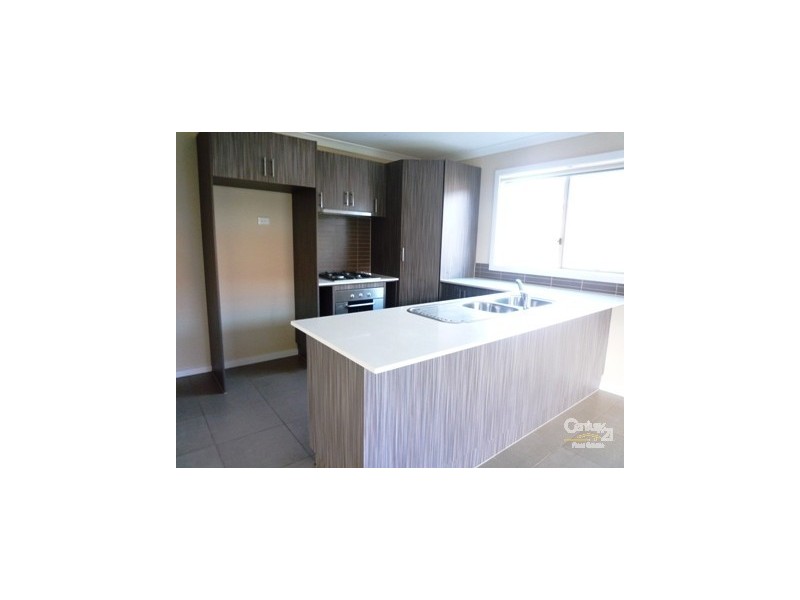 3 Bridgewater Way, Truganina VIC 3029