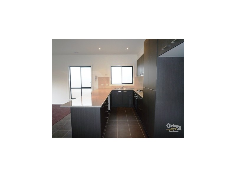 2/7 Bridlepath Drive, Truganina VIC 3029