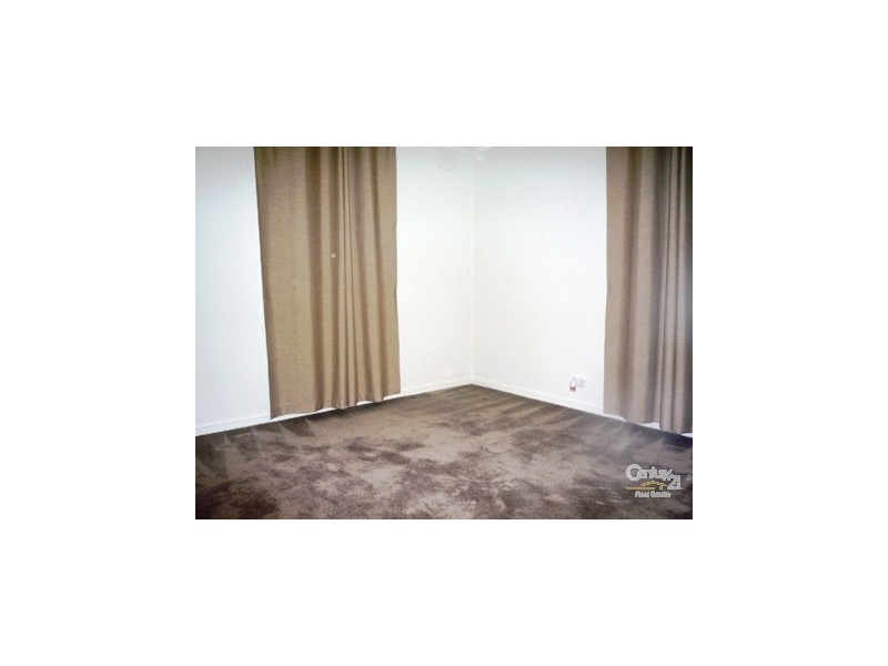 14 McNamara Road, Laverton VIC 3028