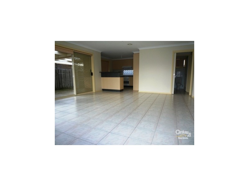 2/96 Merton Street, Altona Meadows VIC 3028