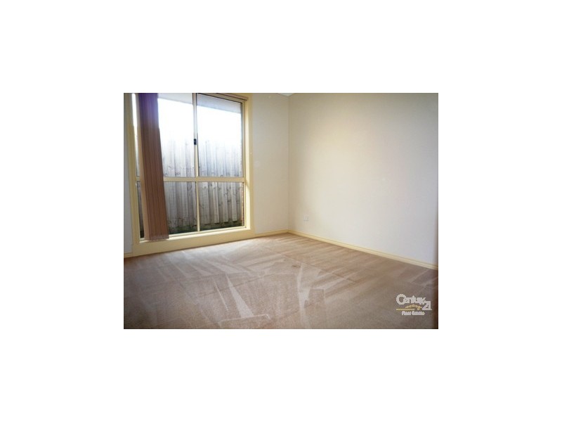 2/96 Merton Street, Altona Meadows VIC 3028