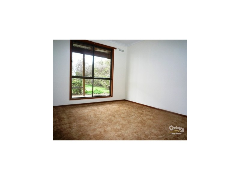 40 Winstainley Road, Avalon VIC 3212