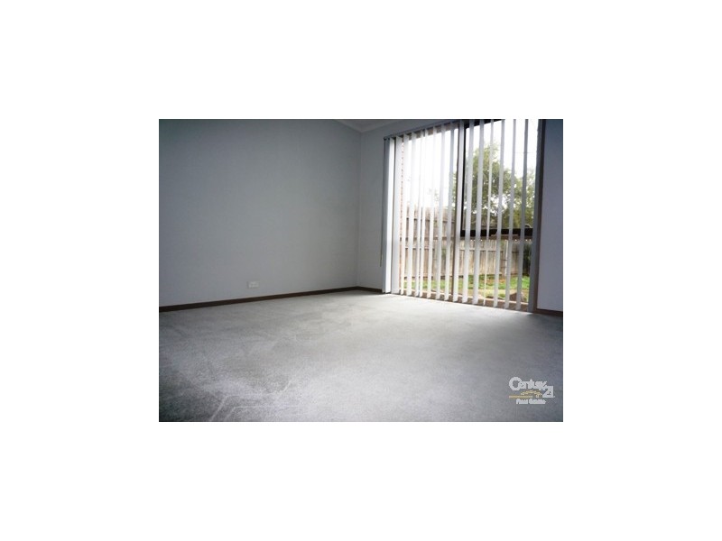 8 Coulton Crt, Werribee VIC 3030