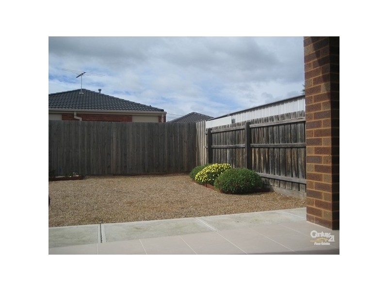 9 Nielsen Court, Altona Meadows VIC 3028