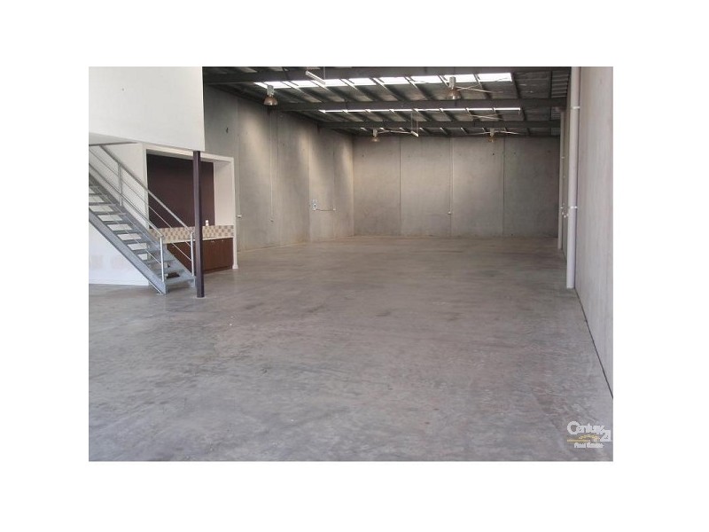 5/27 Westside Drive, Laverton North VIC 3026