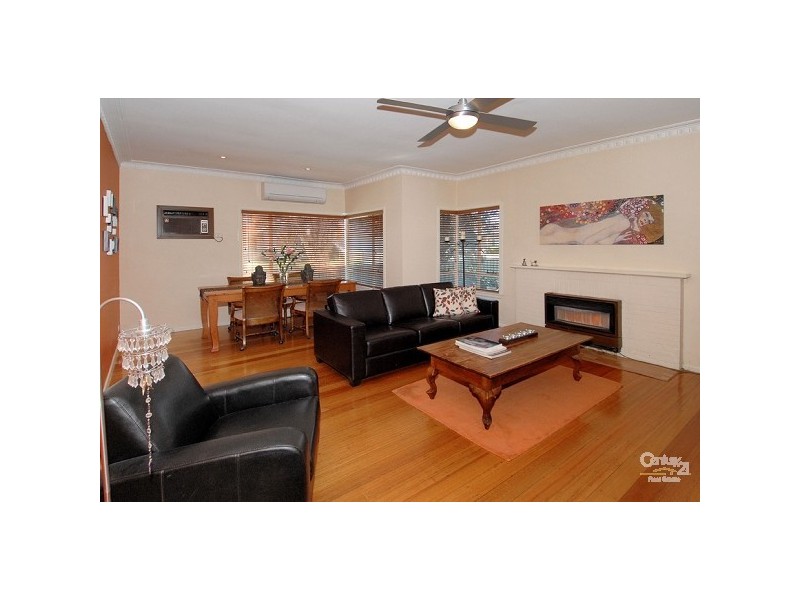 27 Delmont Avenue, Altona VIC 3018