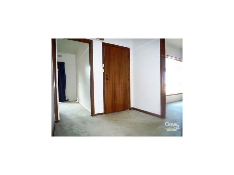 95 Paget Ave, Glenroy VIC 3046