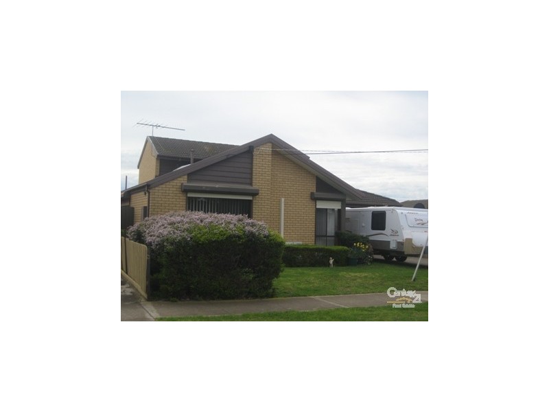 24 Burt Street, Altona VIC 3018