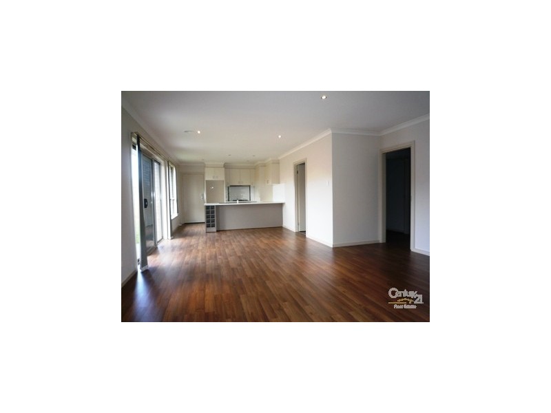 1/18 McNamara Road, Laverton VIC 3028