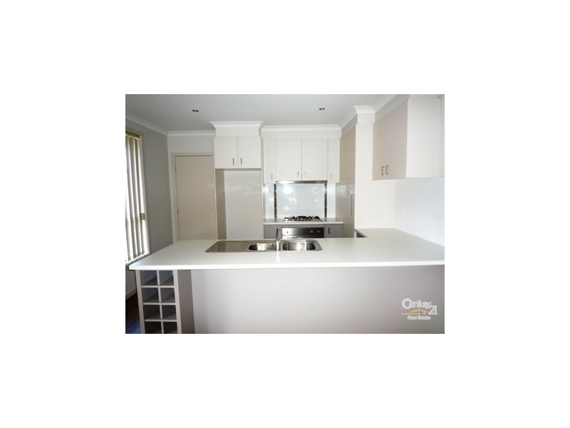 1/18 McNamara Road, Laverton VIC 3028