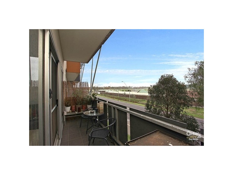 205/80 Speakmen Street, Kensington VIC 3031