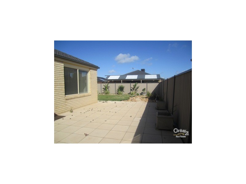 203 Thames Road, Tarneit VIC 3029