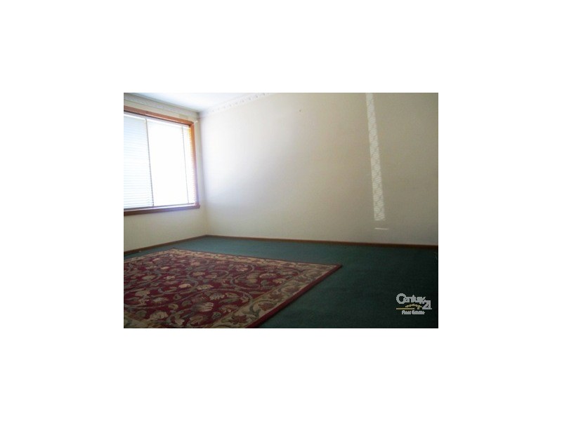 1/36 Bent Street, Altona VIC 3018