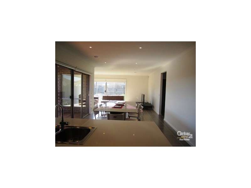 3 Mowbray Drive, Point Cook VIC 3030