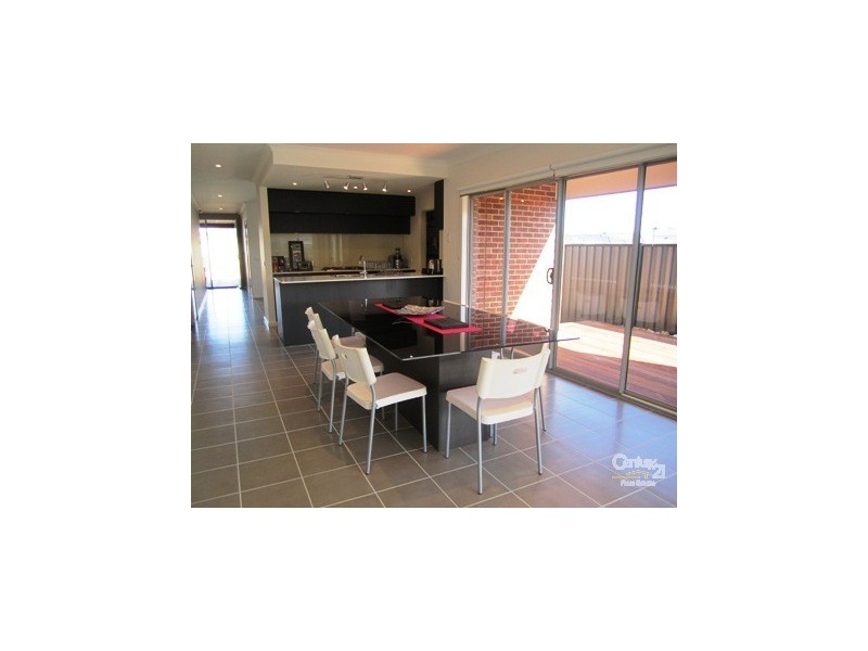 3 Mowbray Drive, Point Cook VIC 3030