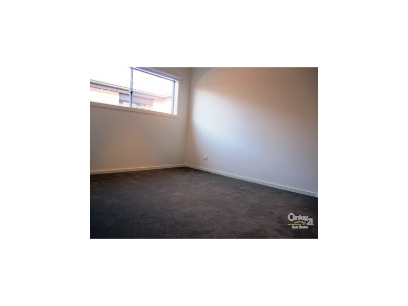 3 Mowbray Drive, Point Cook VIC 3030