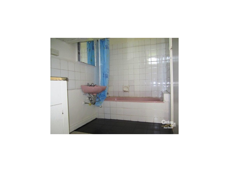 4/262 Civic Parade, Altona VIC 3018