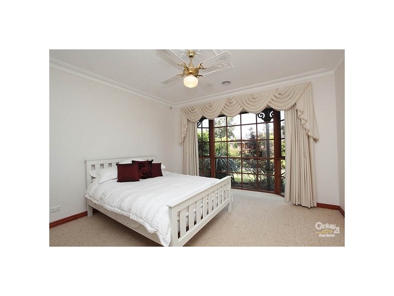 45 Romawi Street, Altona VIC 3018