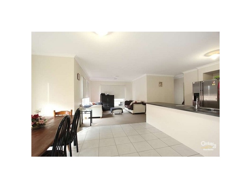 33 Butterfly Boulevard, Tarneit VIC 3029