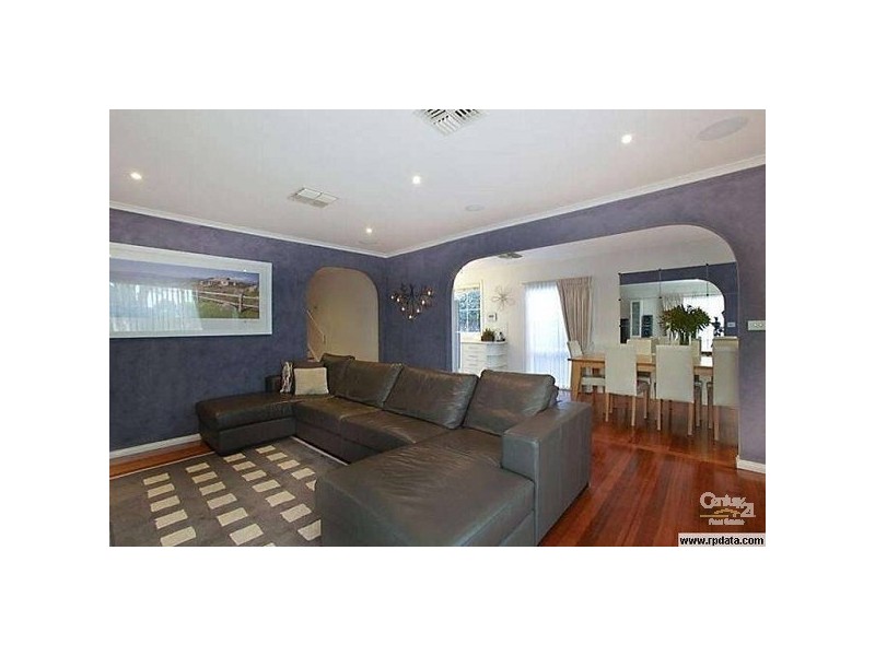 16 Belmar Avenue, Altona VIC 3018