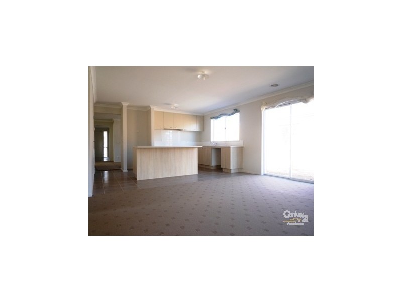 32 Ton Bridge Circle, Derrimut VIC 3030