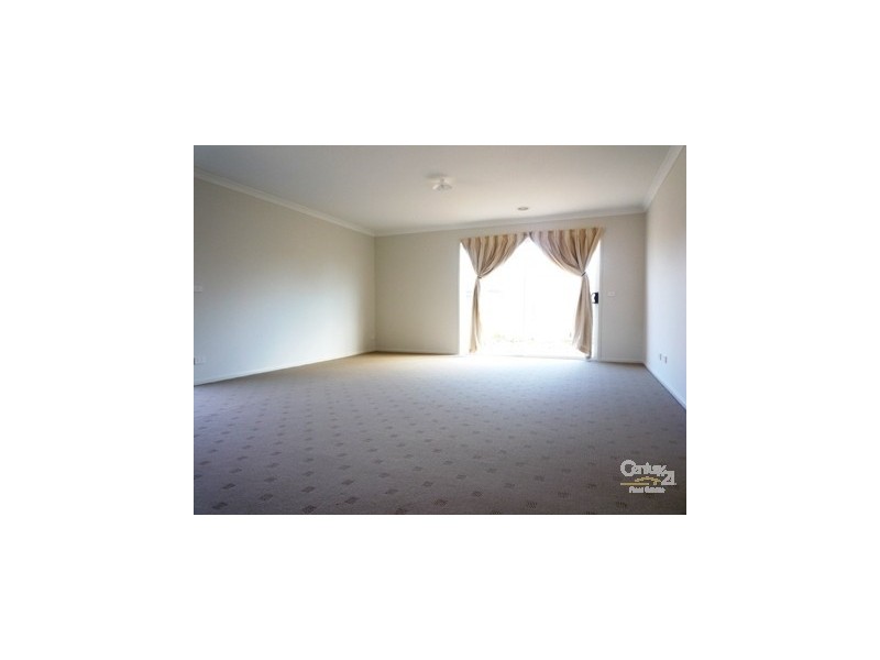 32 Ton Bridge Circle, Derrimut VIC 3030