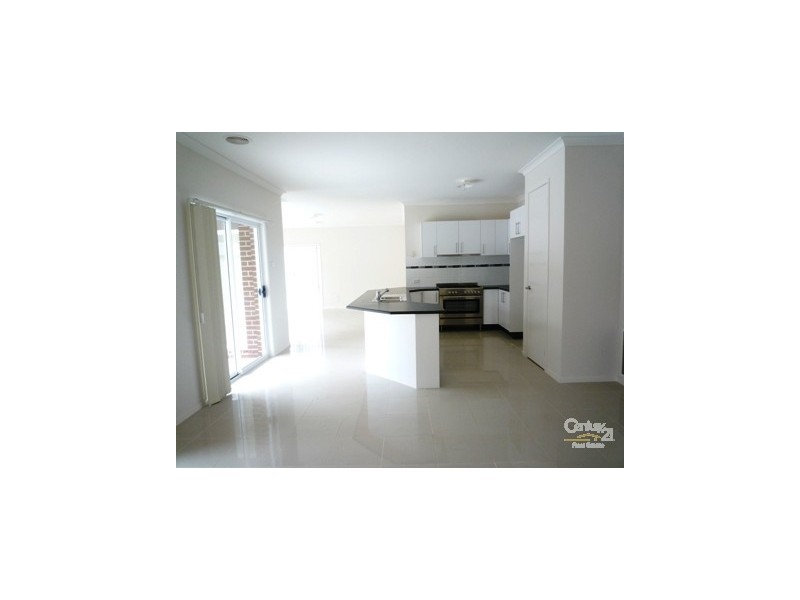 2 Carisbook Circuit, Tarneit VIC 3029