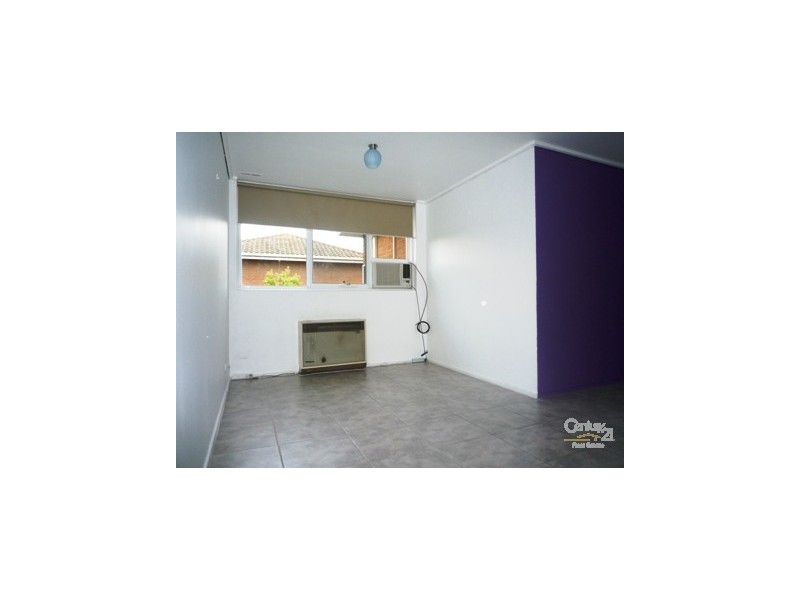 13/10 Heather Avenue, Brooklyn VIC 3012