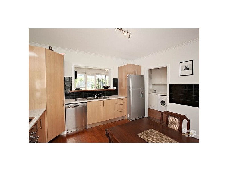 14 Akuna Street, Altona VIC 3018