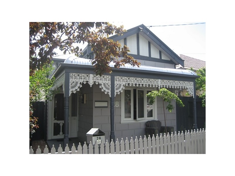 28 Hamilton Street, Seddon VIC 3011