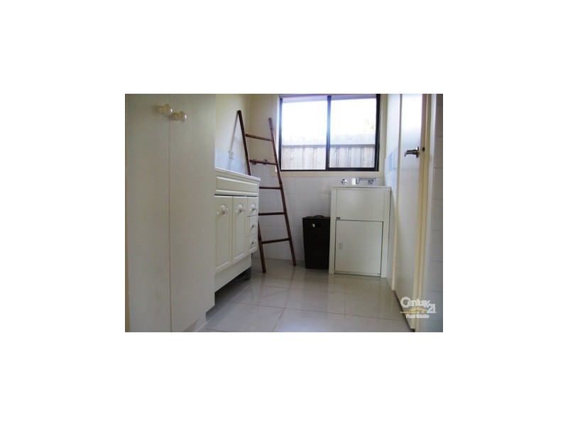 2/30 Mambourin Street, Werribee VIC 3030