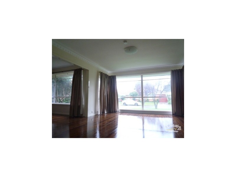 4 Watson Court, Altona VIC 3018