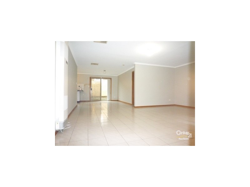 1/290 Taylors Road, Delahey VIC 3037