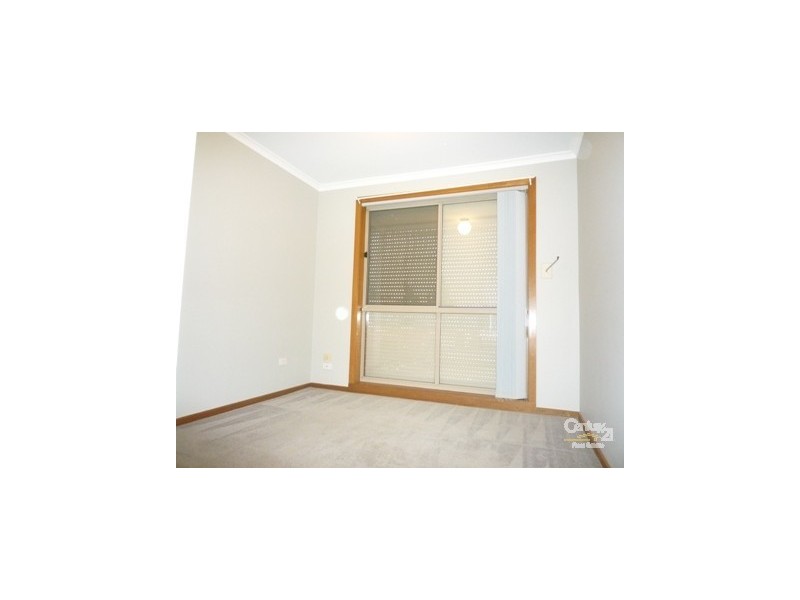 1/290 Taylors Road, Delahey VIC 3037