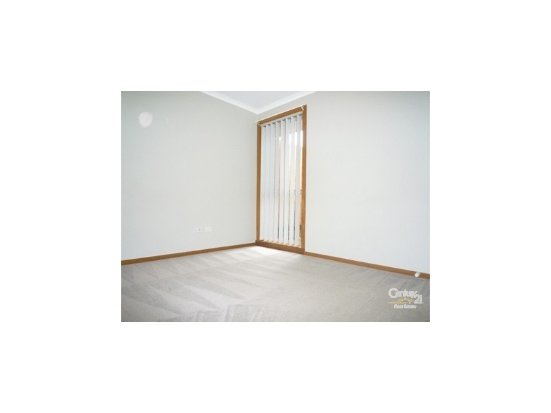 1/290 Taylors Road, Delahey VIC 3037