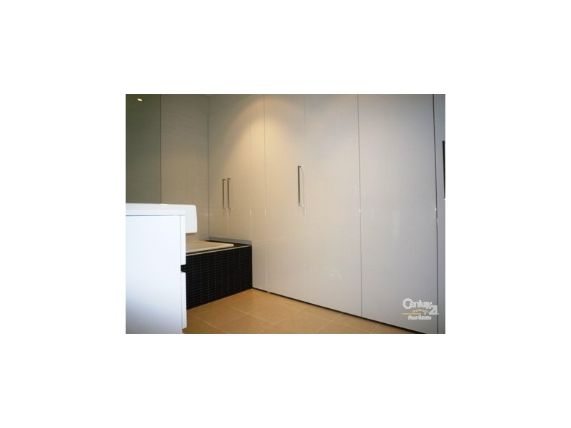 2/67-73 FERGUSON STREET, Williamstown VIC 3016