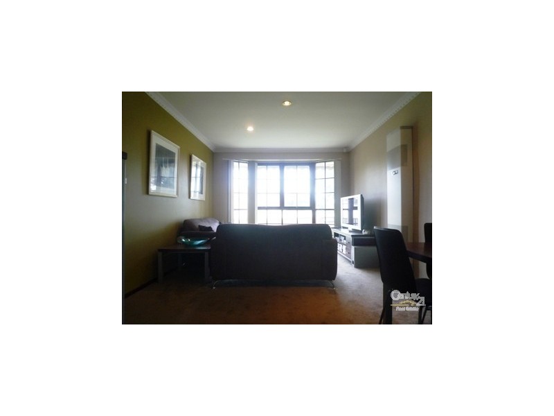 1/180 Queen Street, Altona VIC 3018